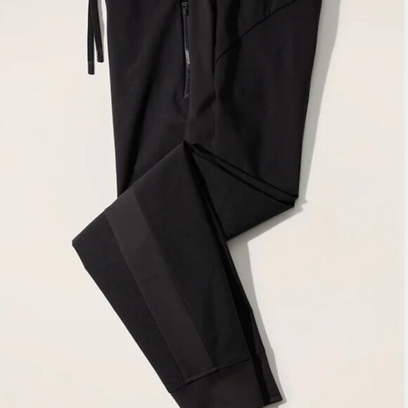 Athleta Headlands Hybrid Trek Mid Rise Jogger Black 6 Reg - Picture 5 of 6